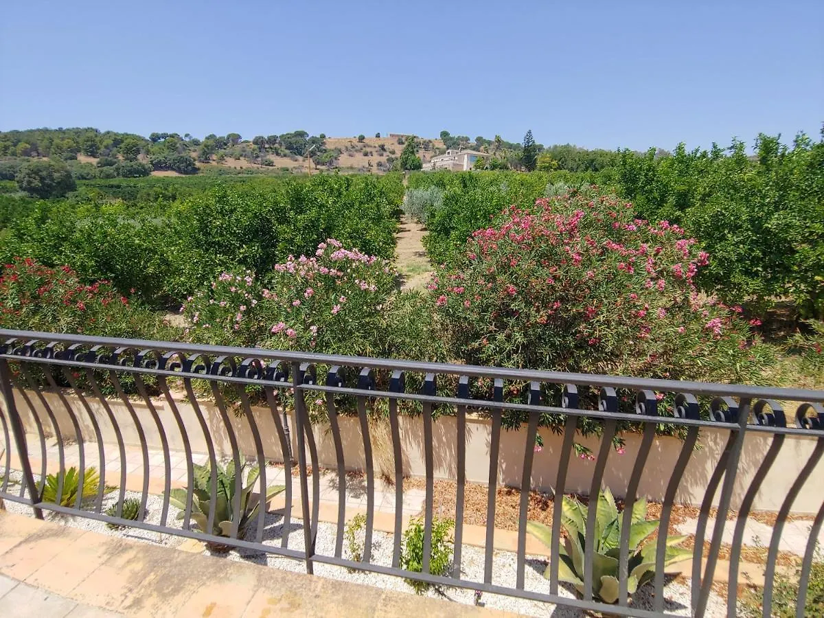 Tenuta Bellaprima Caltagirone 0*, Niscemi Italy