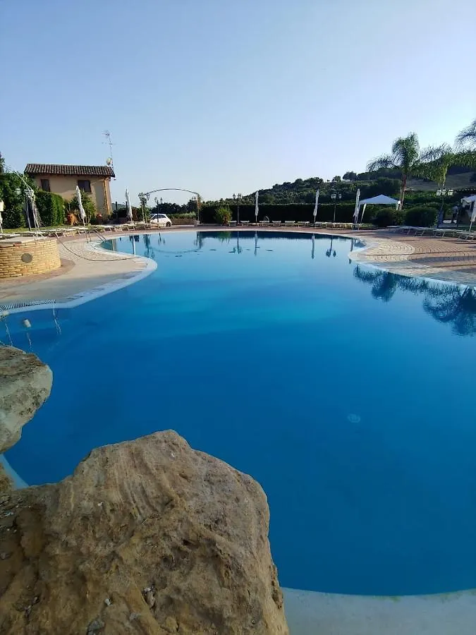 Tenuta Bellaprima Caltagirone Farm stay Niscemi